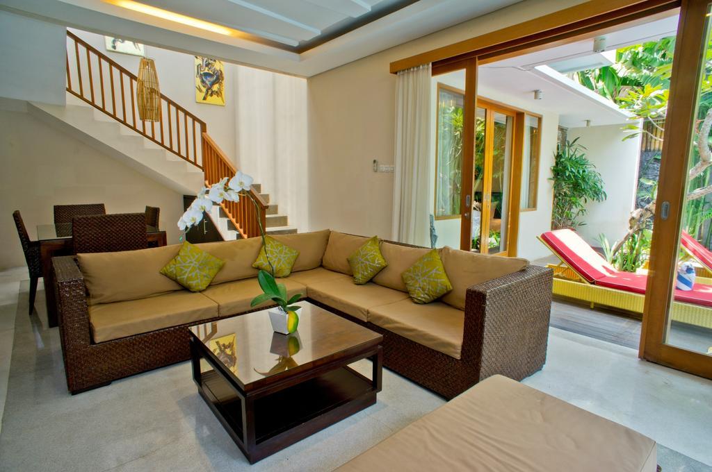 Villa Travis Seminyak Exterior foto