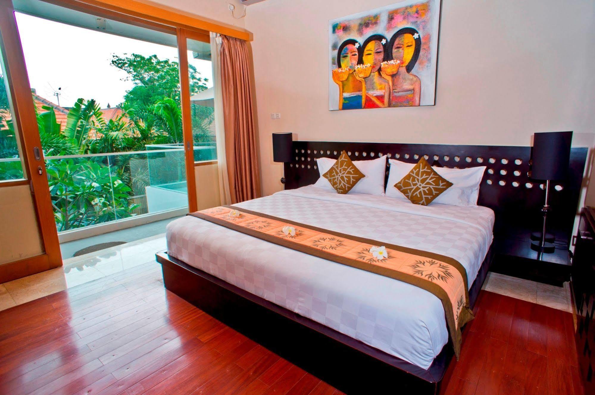 Villa Travis Seminyak Exterior foto