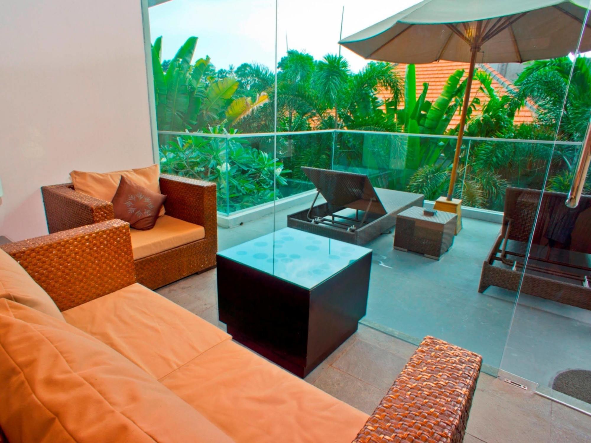 Villa Travis Seminyak Exterior foto